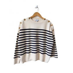 Pull oversize col montant...