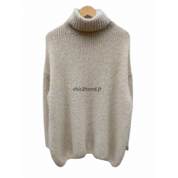 Pull oversize col roulé...
