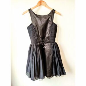 Robe de céremonie dentelles Lipsy XS S neuf étiquettes noir