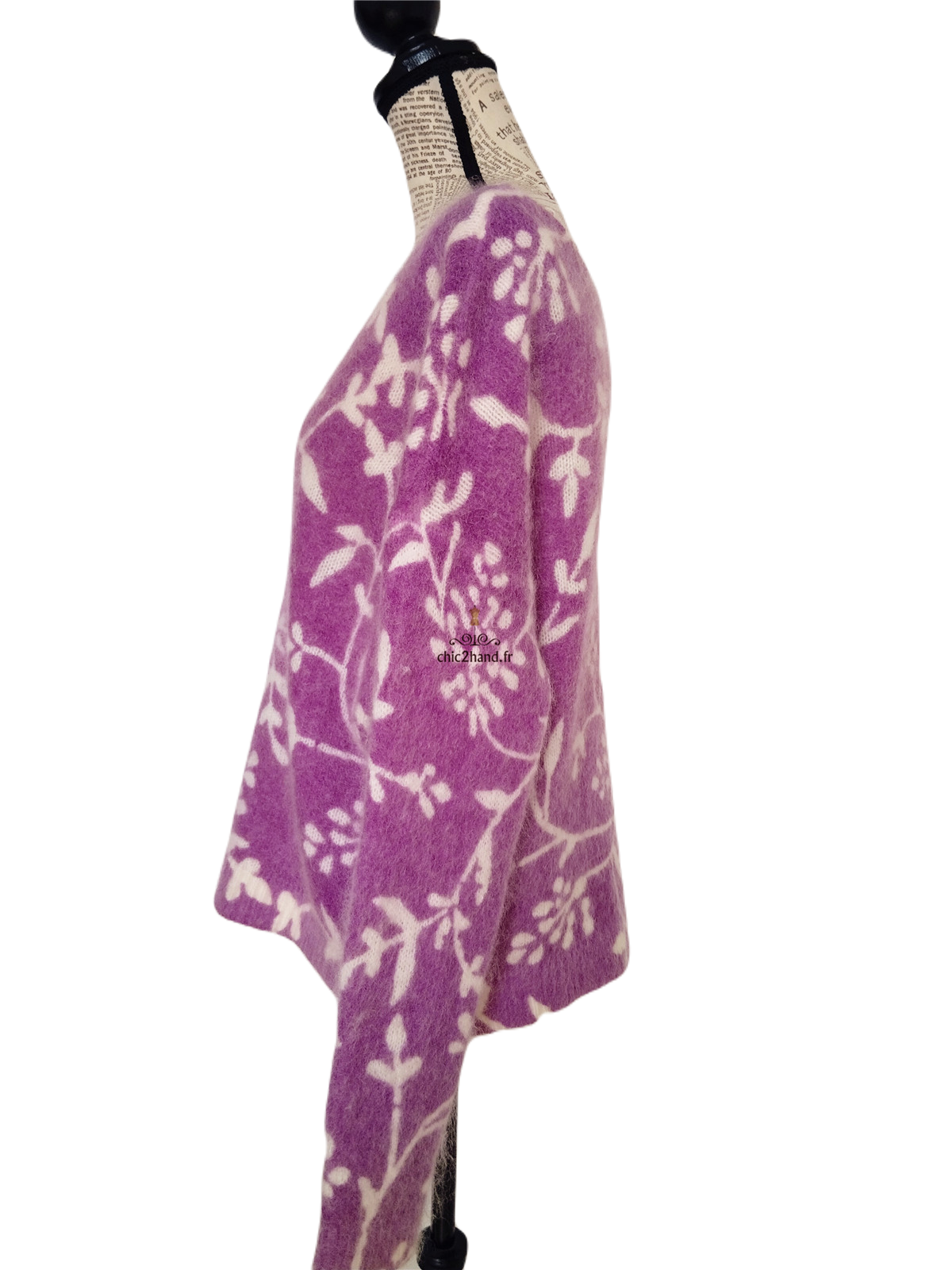 Gilet épais doudou ajouré 64% laine kid mohair Sézane S violet motif fleuri blanc NEUF – Image 10